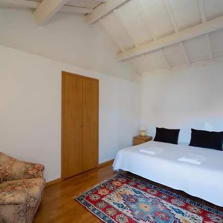 Casas De Pouca 蒙丁-迪巴什图