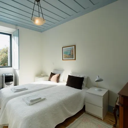 Casas De Pouca *