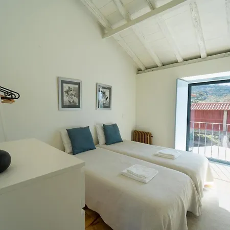 Casas De Pouca