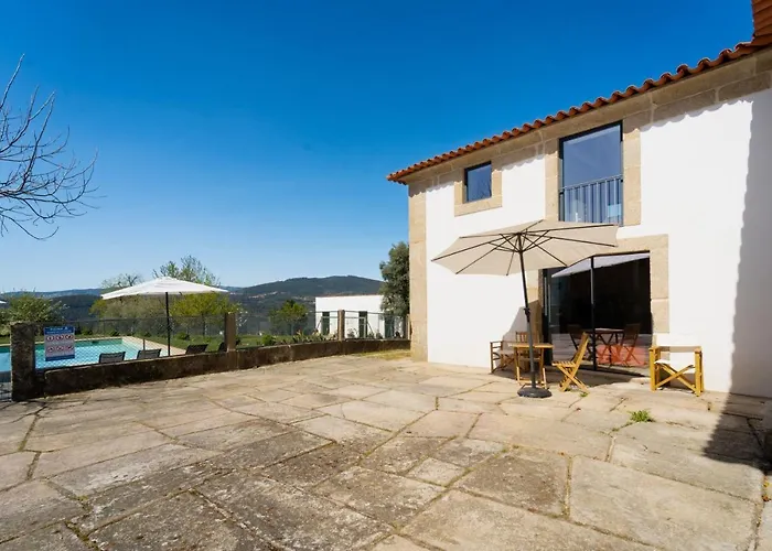 Casas De Pouca Mondim de Basto